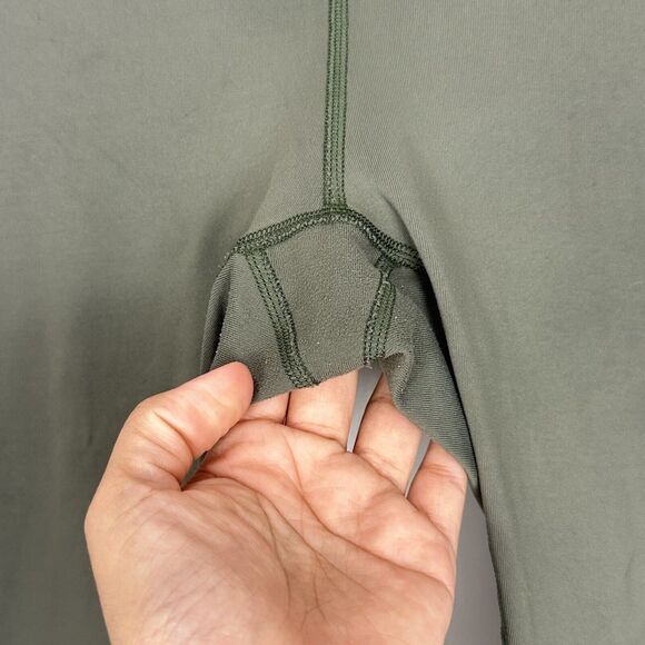 NoBull Womens Matte High Neck Sports Bra And Crop Legging 21" Set M/L Army Green - Picture 9 of 13